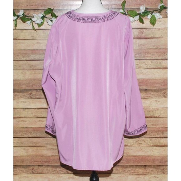 Brylane Woman Collection Purple Lilac Tunic Blouse Size 1X Embroidered V-Neck - Picture 7 of 10